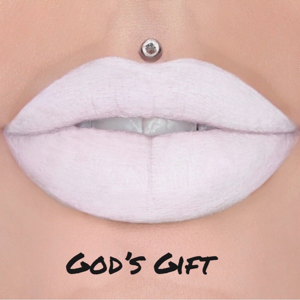 Jeffree Star Velvet Trap Lipstick in God’s Gift